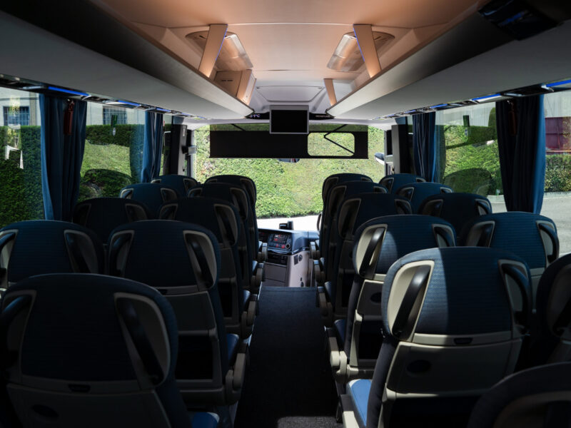 noleggio NEOPLAN Tourliner 54 posti - Cattazzo pullman