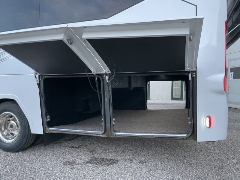 noleggio IVECO 30 posti - Cattazzo pullman