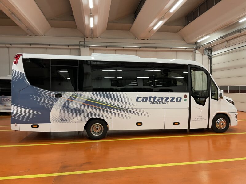 noleggio IVECO 30 posti - Cattazzo pullman