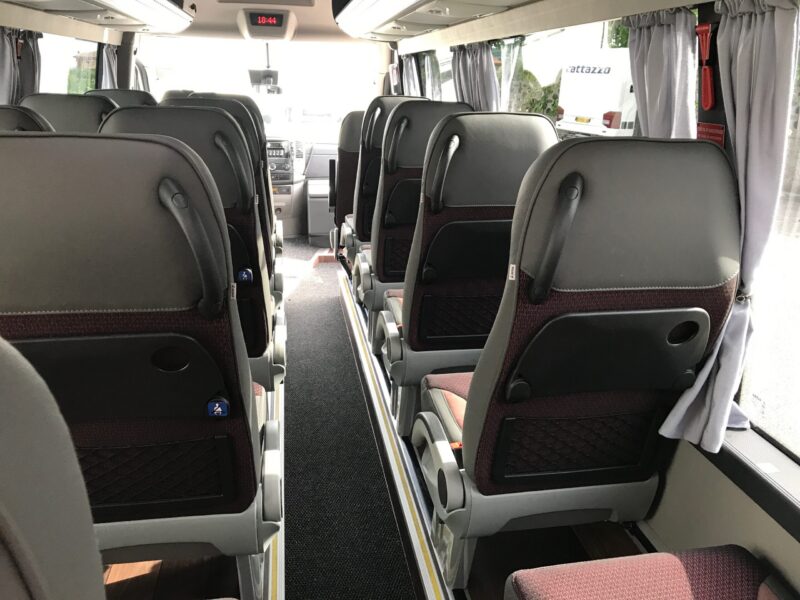 noleggio Mercedes - Benz Sprinter Tourline 20 posti - Cattazzo pullman