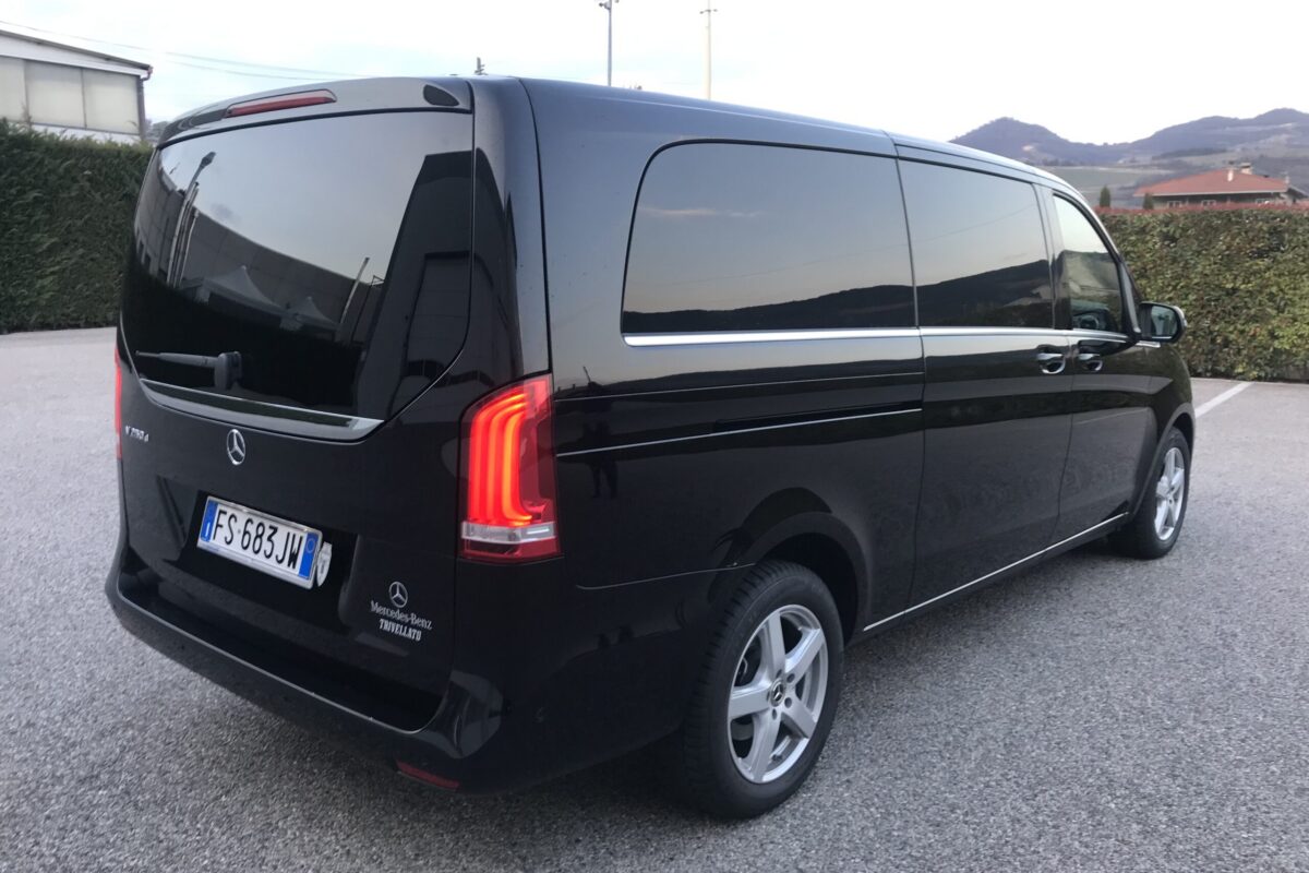 noleggio Mercedes - Benz V Classic 7 posti - Cattazzo pullman