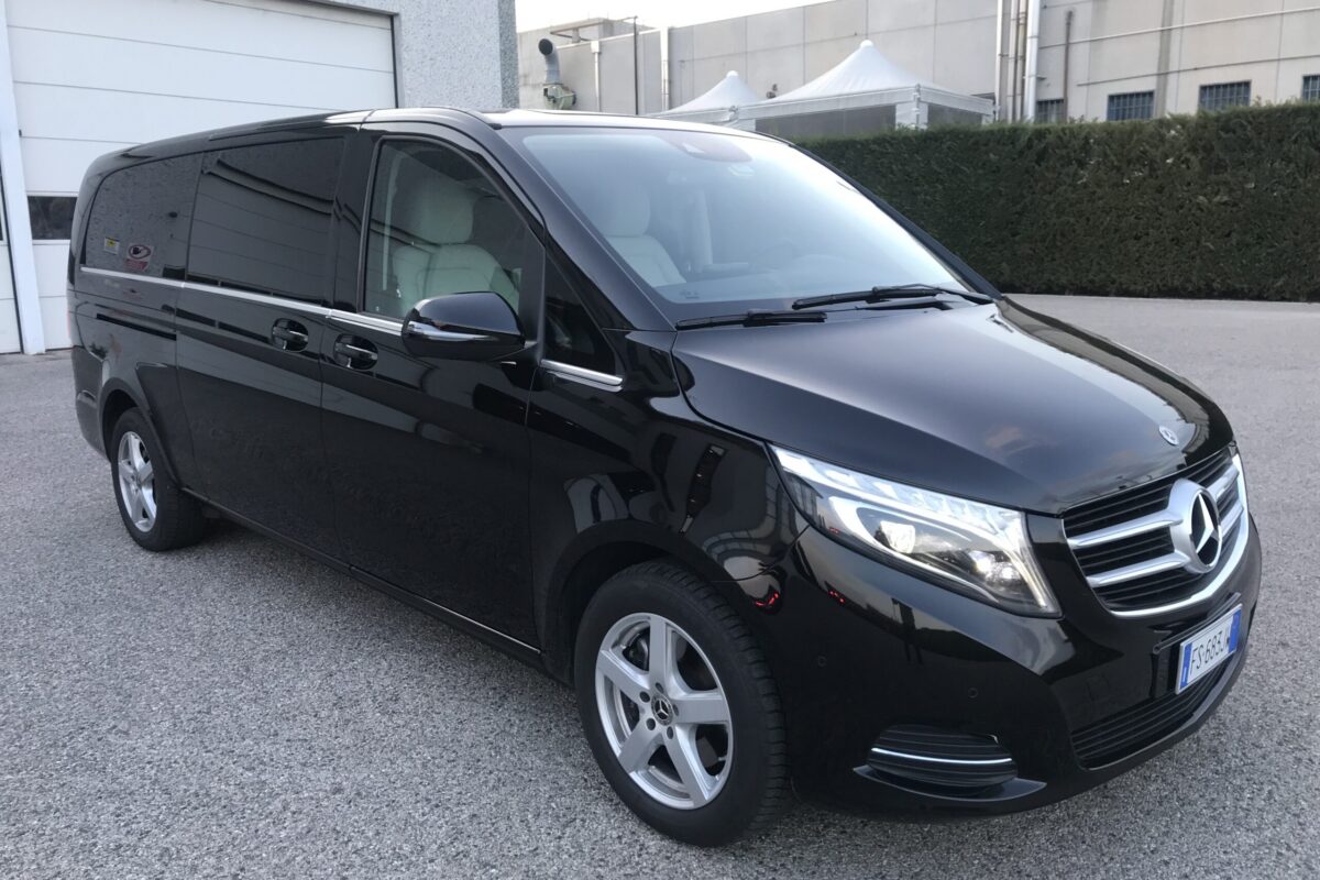 noleggio Mercedes - Benz V Classic 7 posti - Cattazzo pullman