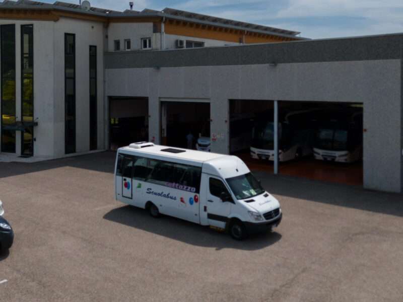 noleggio SCUOLABUS dai 30 ai 50 posti - Cattazzo pullman